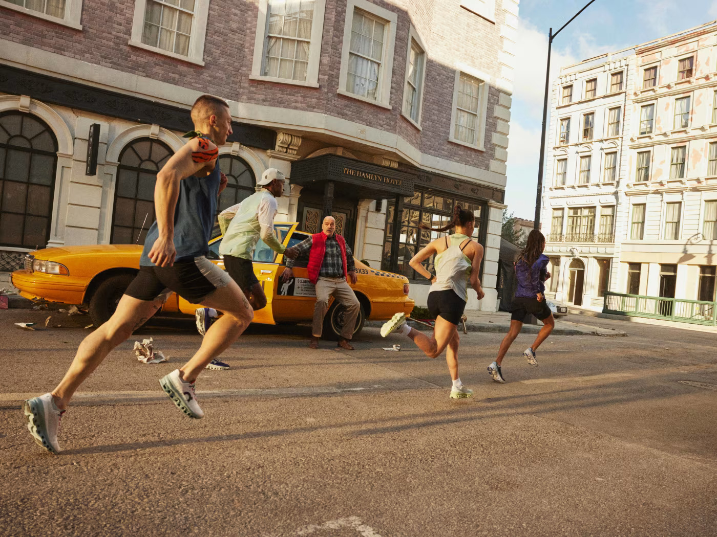 Sale On Shoes -Sale On Shoes SS22 Cloudmonster Mood Acai Lavender 2